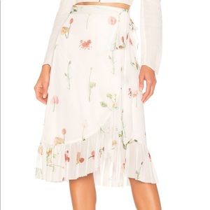 New With Tags! Revolve White Floral Wrap Skirt